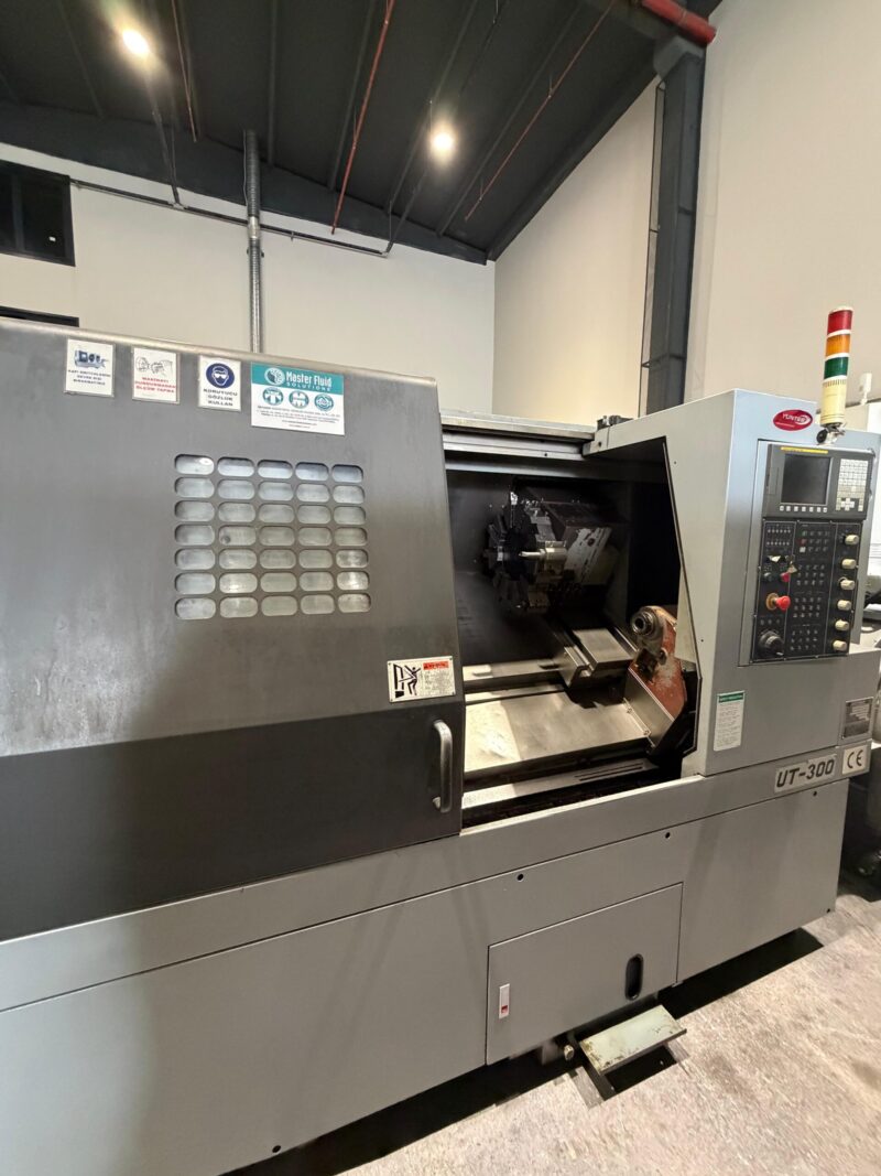 ACCUWAY UT300 (4) 2. EL ACCUWAY UT300 (2010)